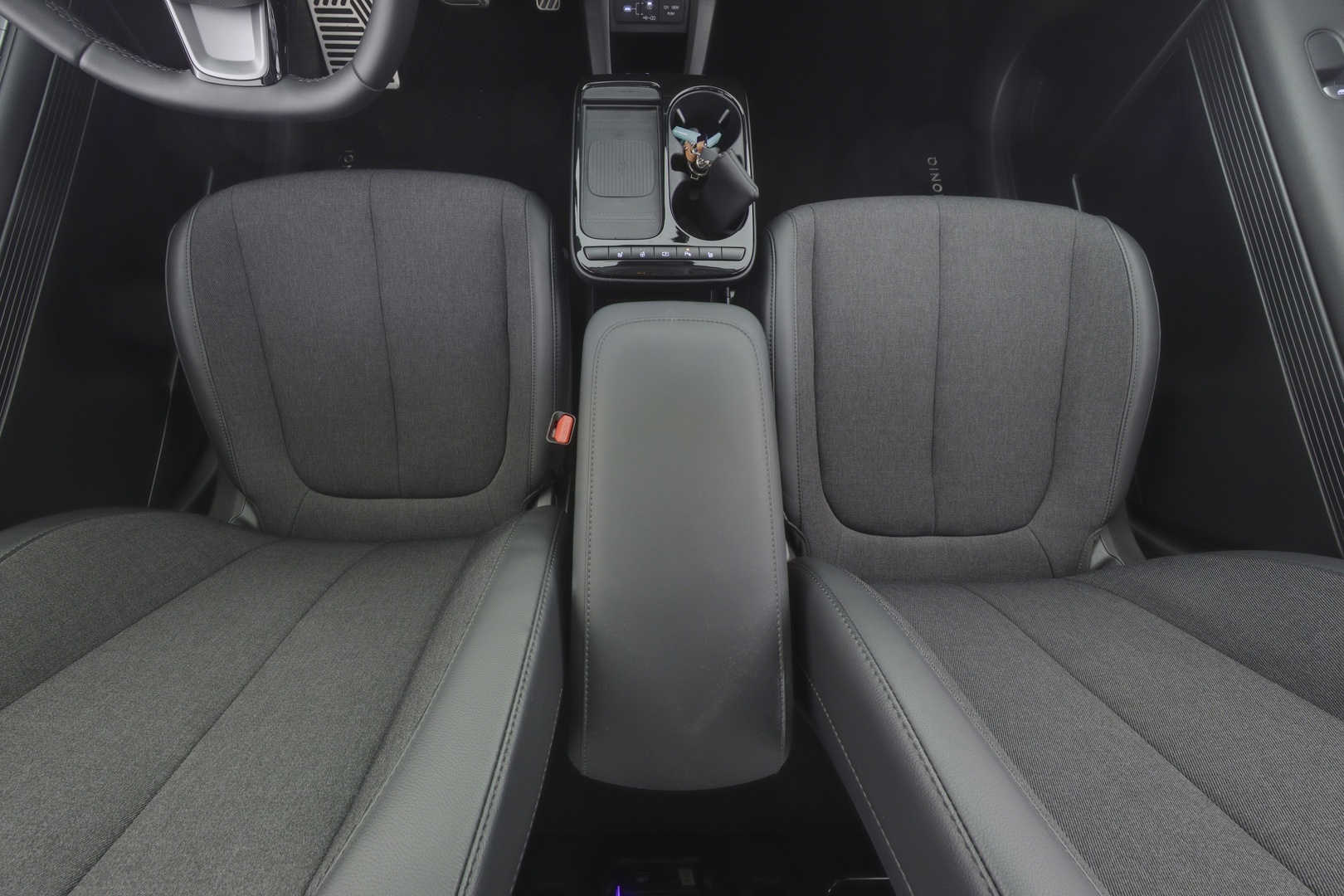 HYUNDAI IONIQ 5 9