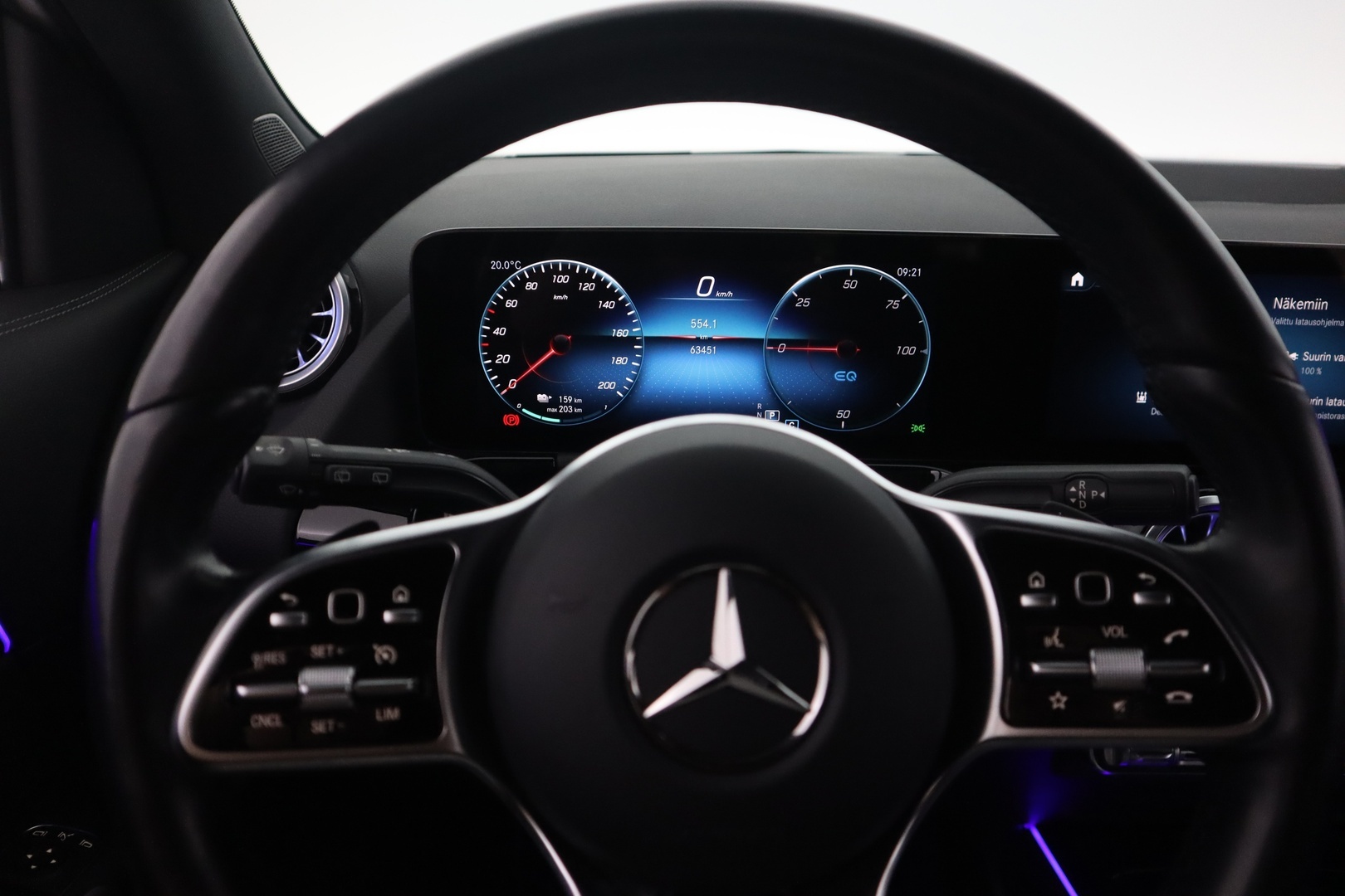 MERCEDES-BENZ EQA 10