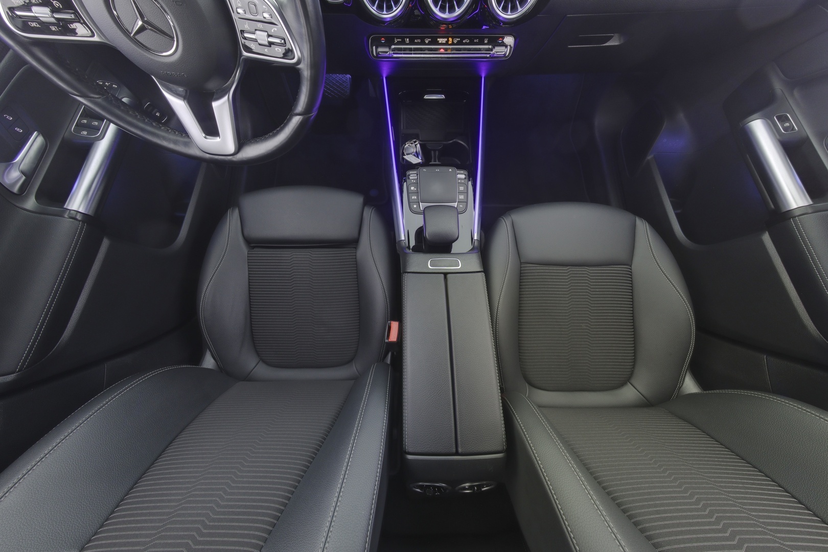 MERCEDES-BENZ EQA 9