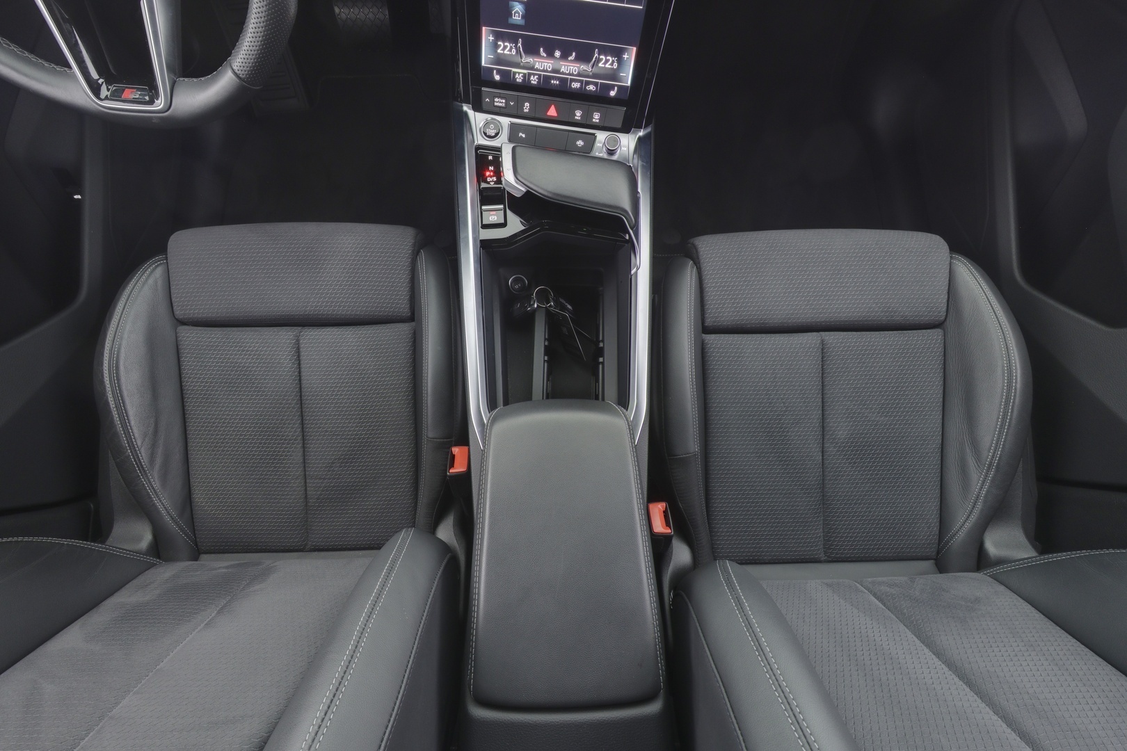 AUDI e-tron 2023