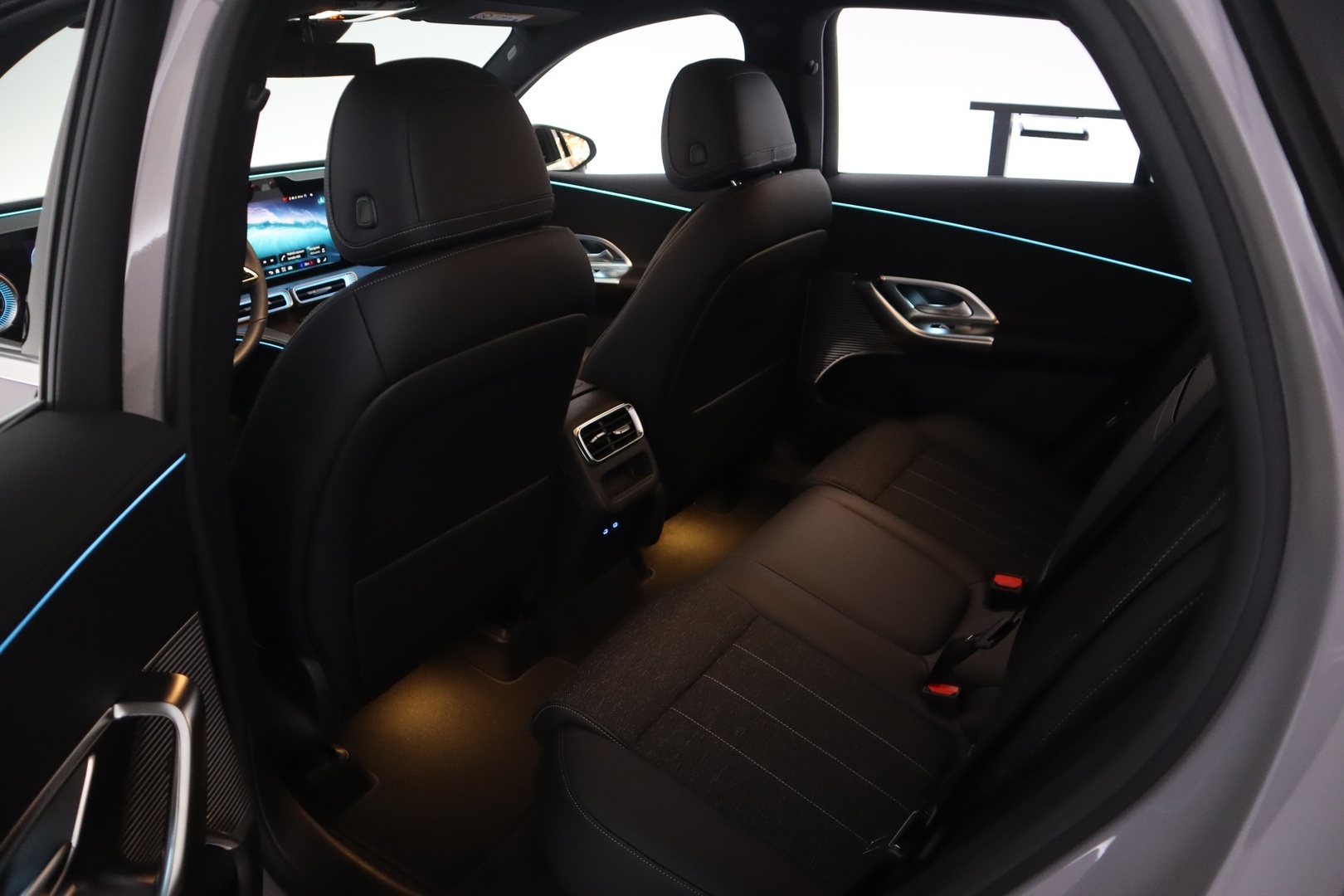 MERCEDES-BENZ GLC 2026