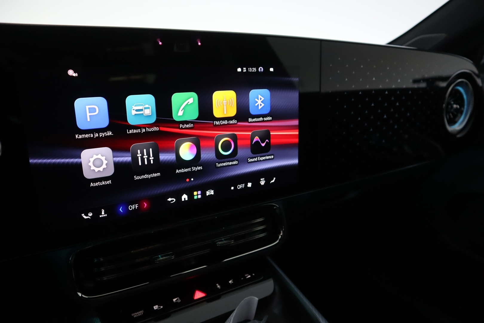 MERCEDES-BENZ CLA 2026
