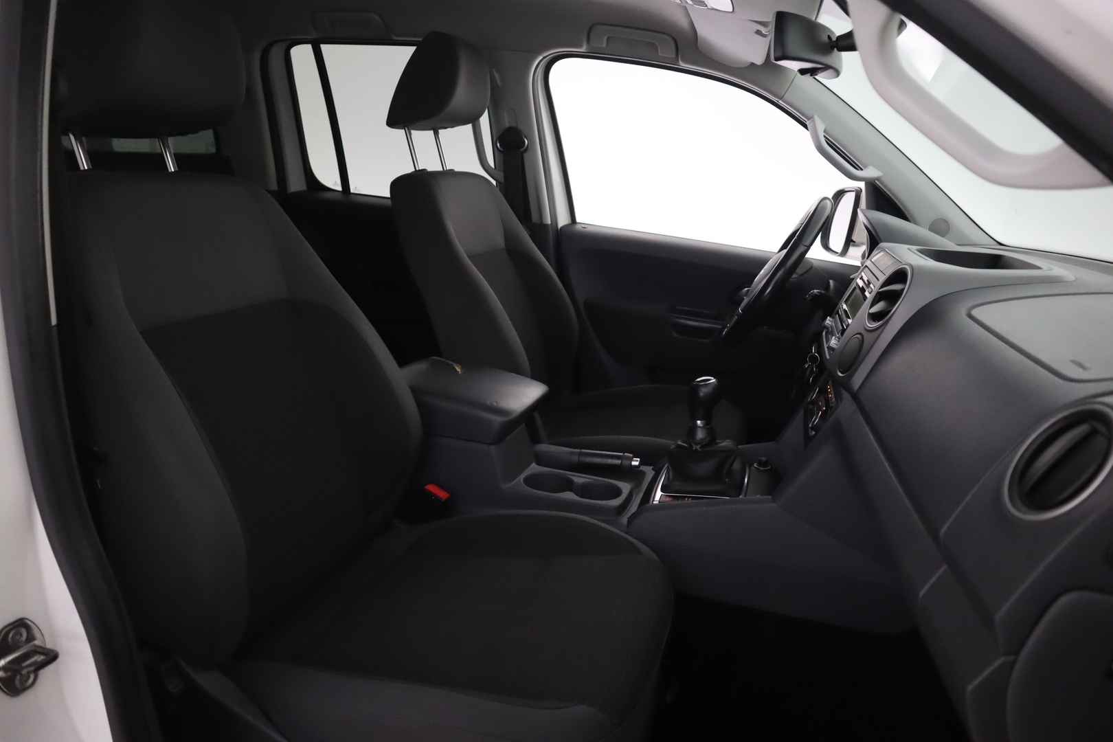 VOLKSWAGEN Amarok 2013