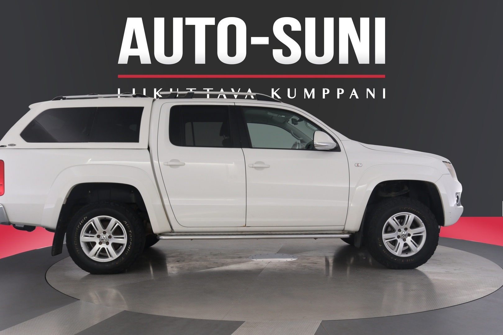 VOLKSWAGEN Amarok 2013