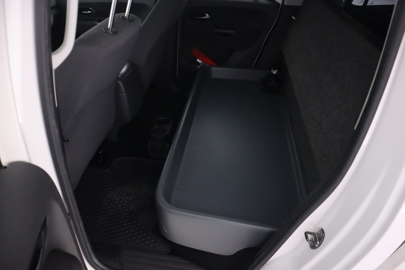 VOLKSWAGEN Amarok 2013