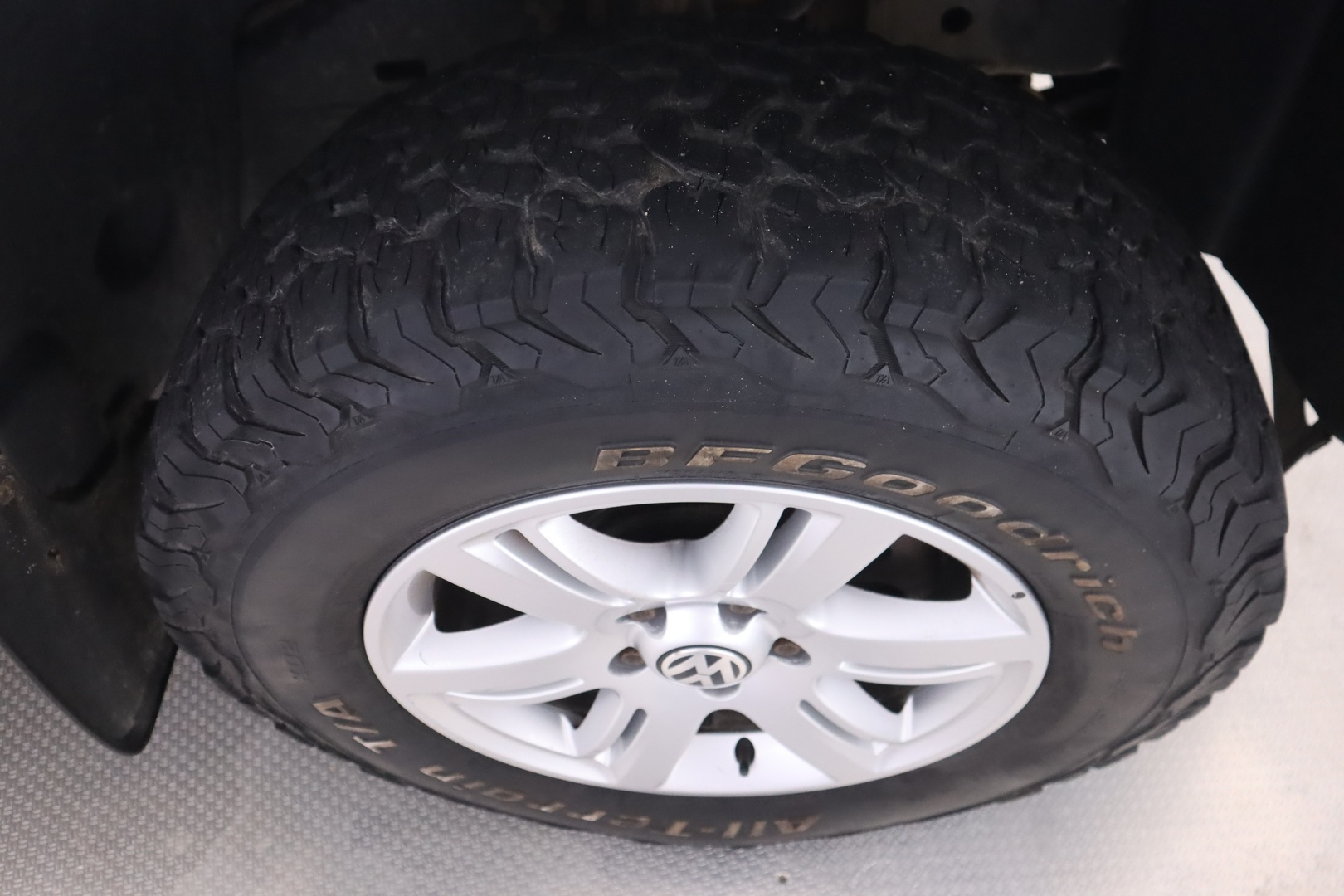 VOLKSWAGEN Amarok 2013