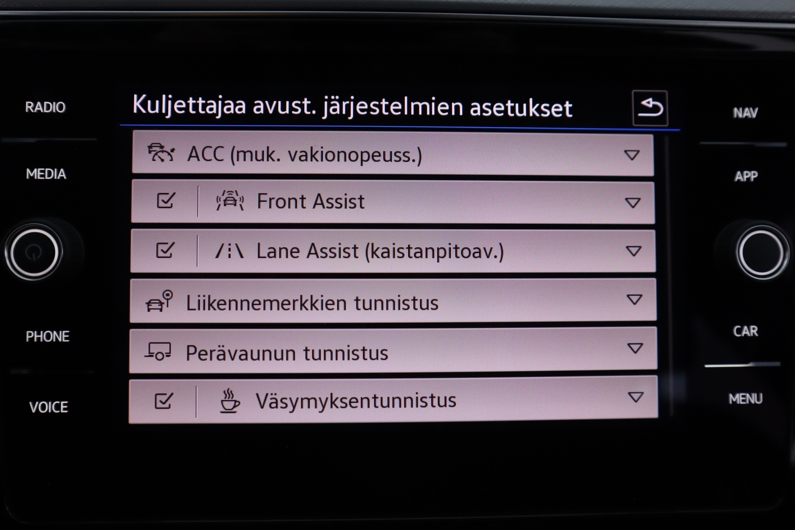 VOLKSWAGEN Passat 2020