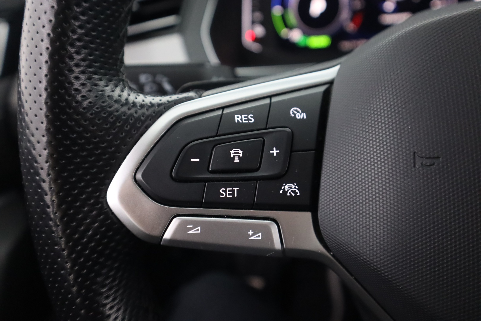 VOLKSWAGEN Passat 2020