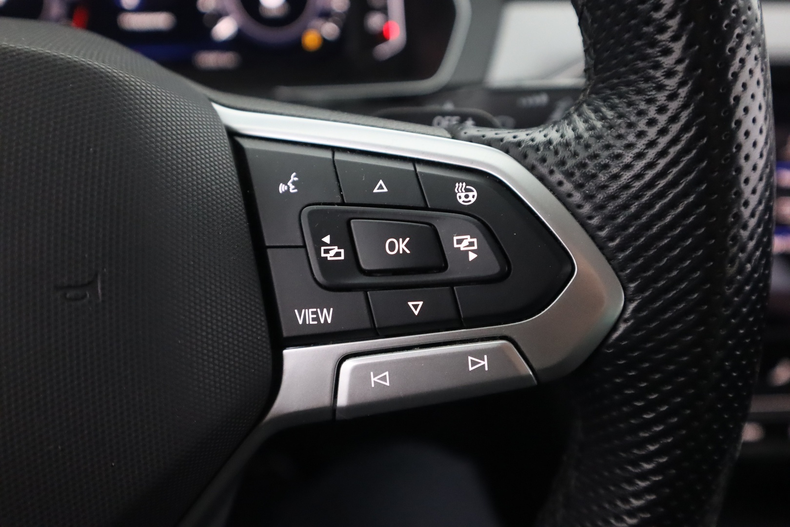 VOLKSWAGEN Passat 2020