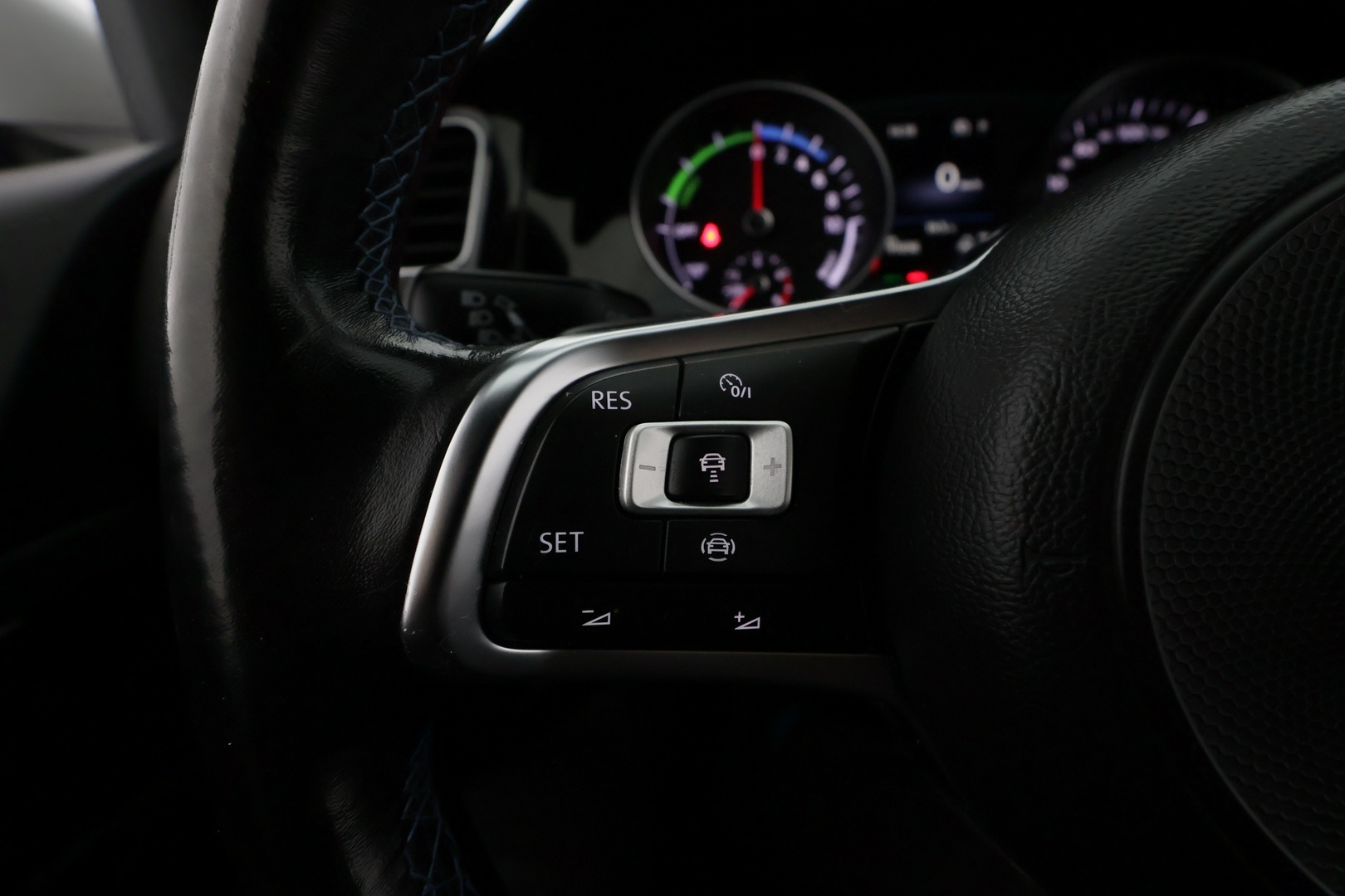 VOLKSWAGEN Golf 2020