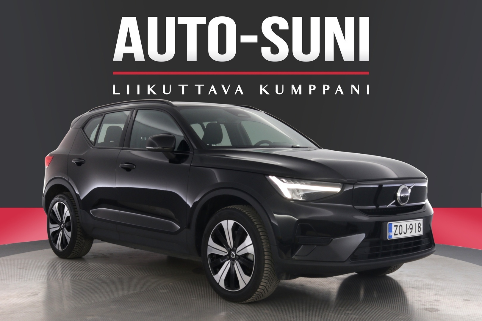 VOLVO XC40 2023