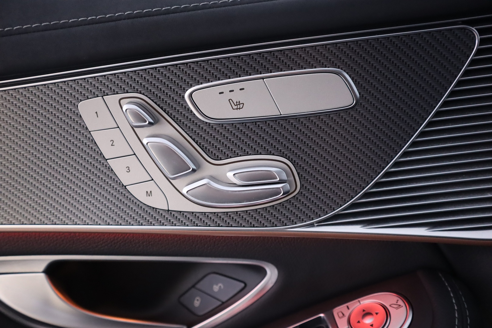 MERCEDES-BENZ EQC 2022