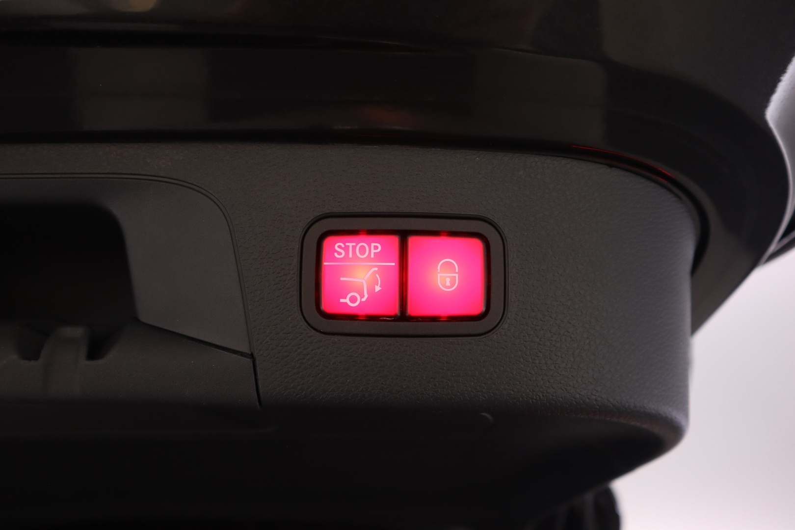 MERCEDES-BENZ EQC 2022