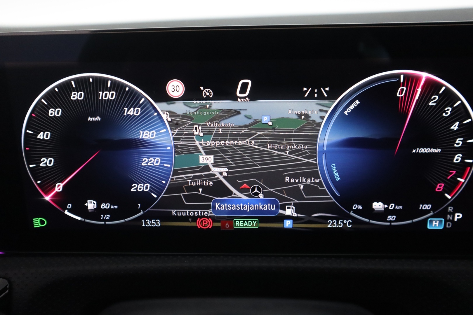 MERCEDES-BENZ CLA 2024