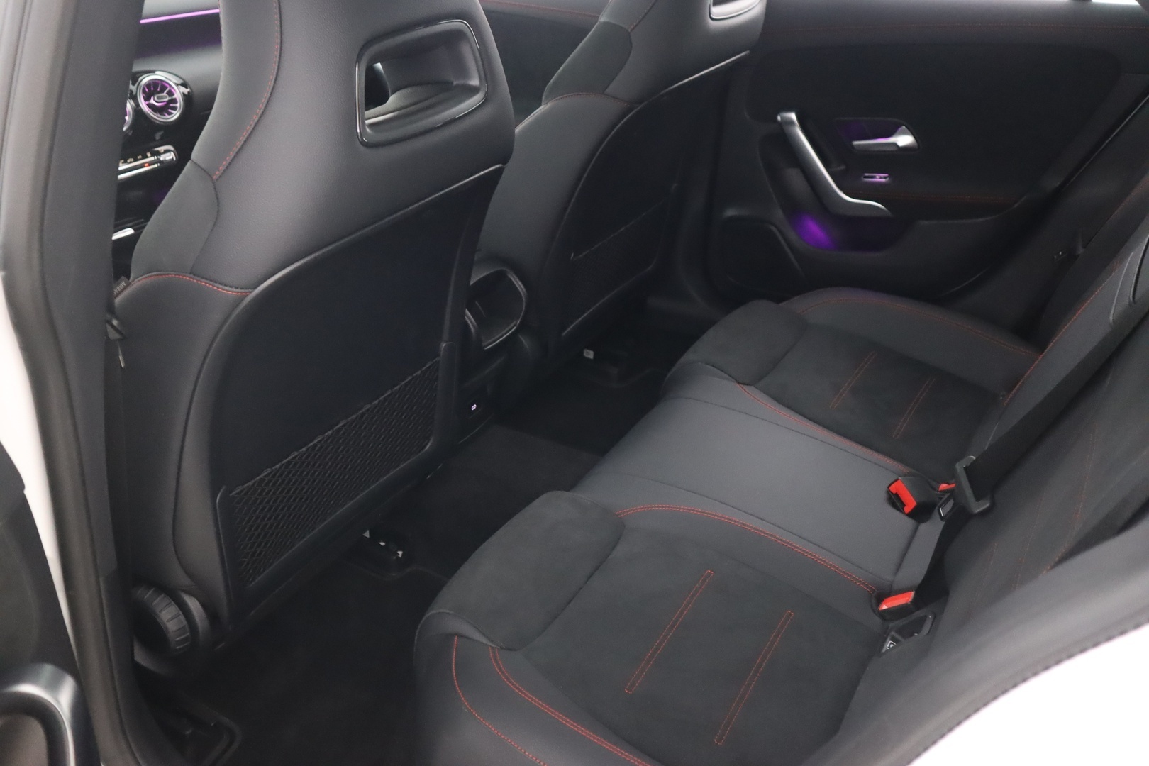 MERCEDES-BENZ CLA 2024