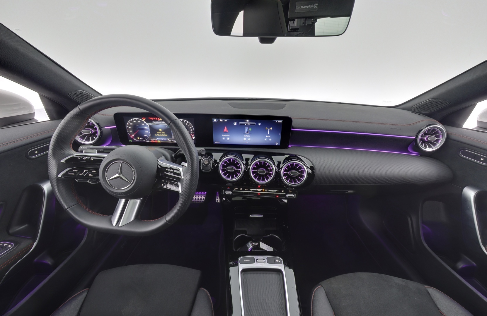 MERCEDES-BENZ CLA 2024