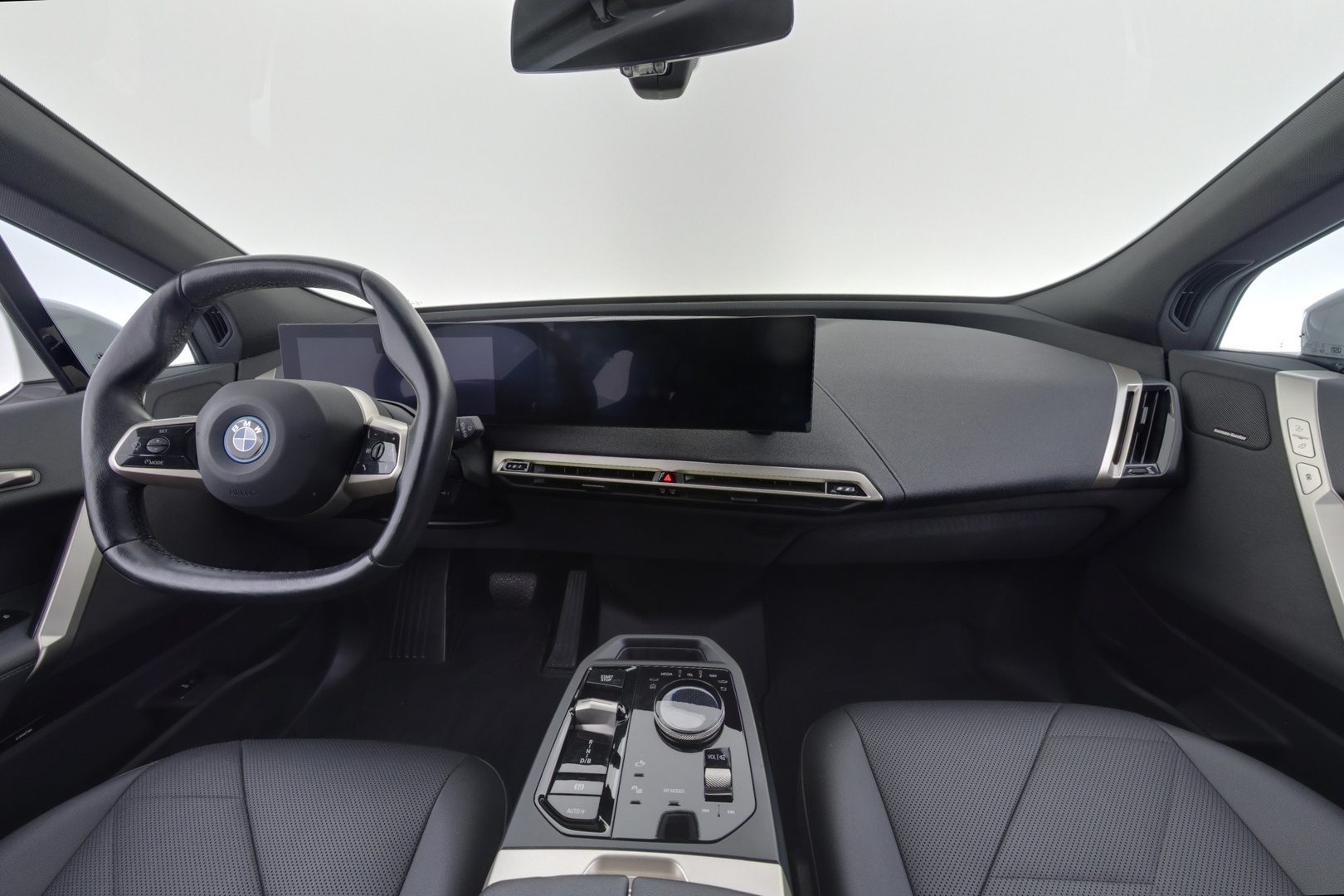 BMW iX 2023