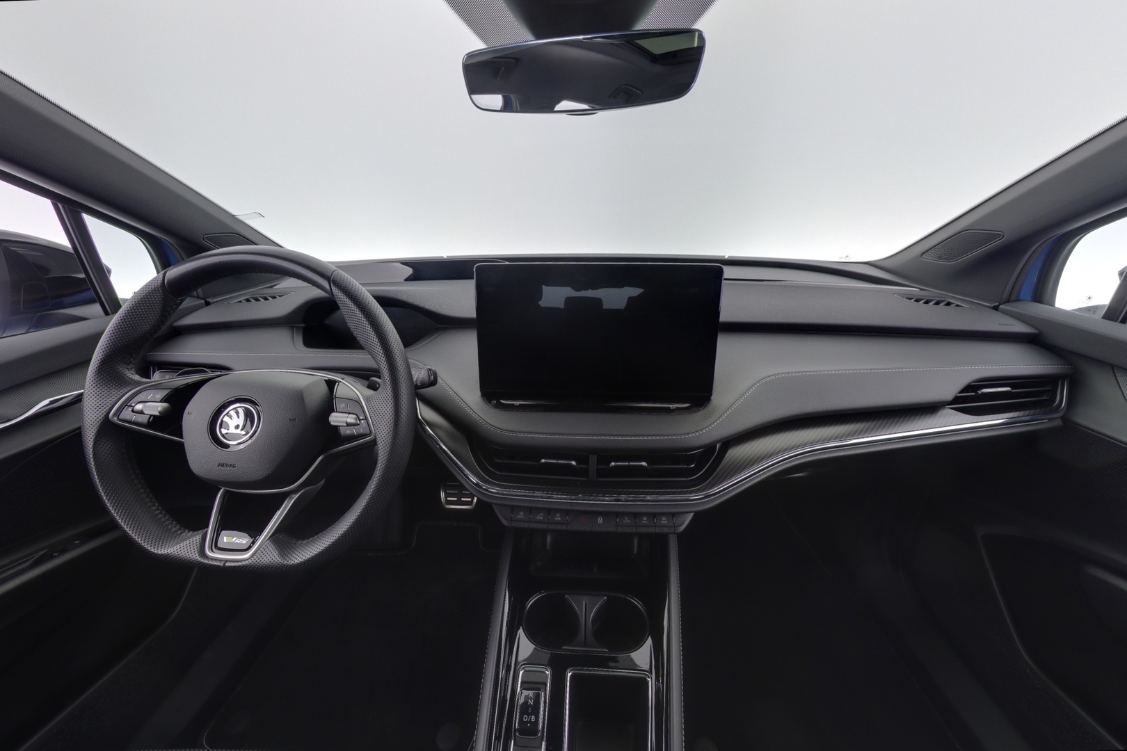 SKODA Enyaq 2025