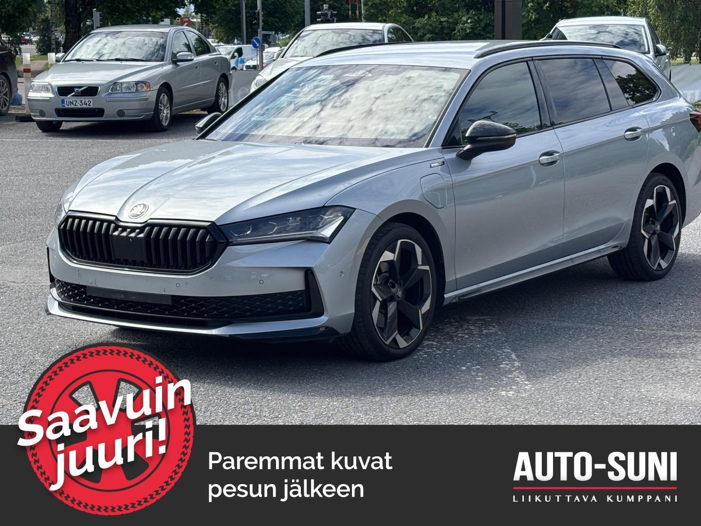 SKODA Superb 2025