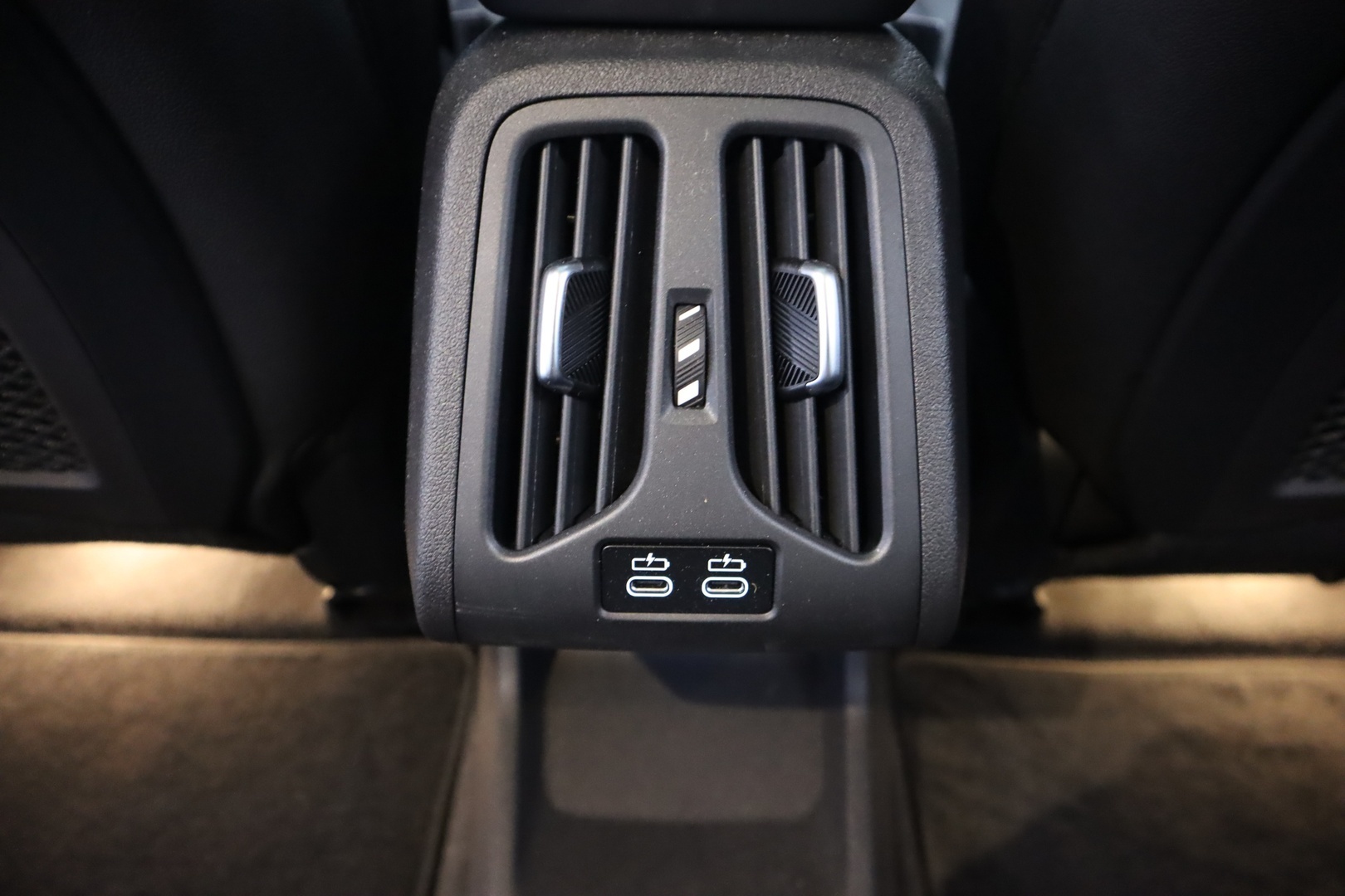 BMW iX1 2023
