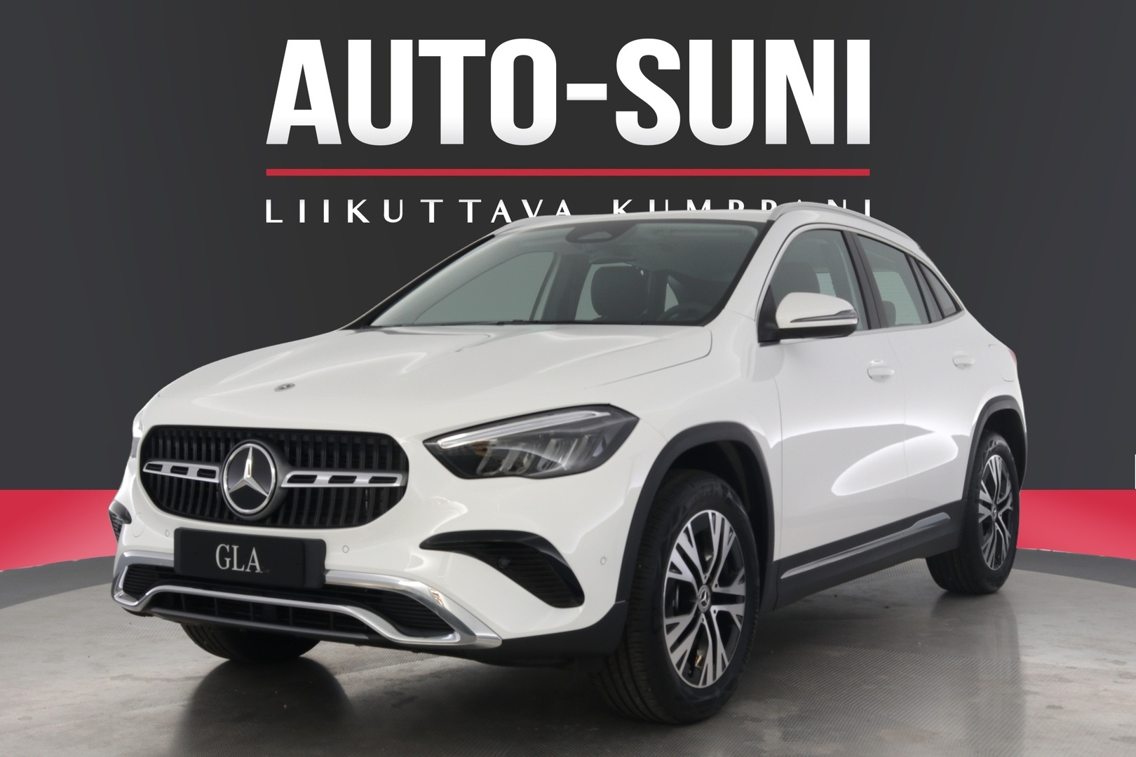 MERCEDES-BENZ GLA 2026