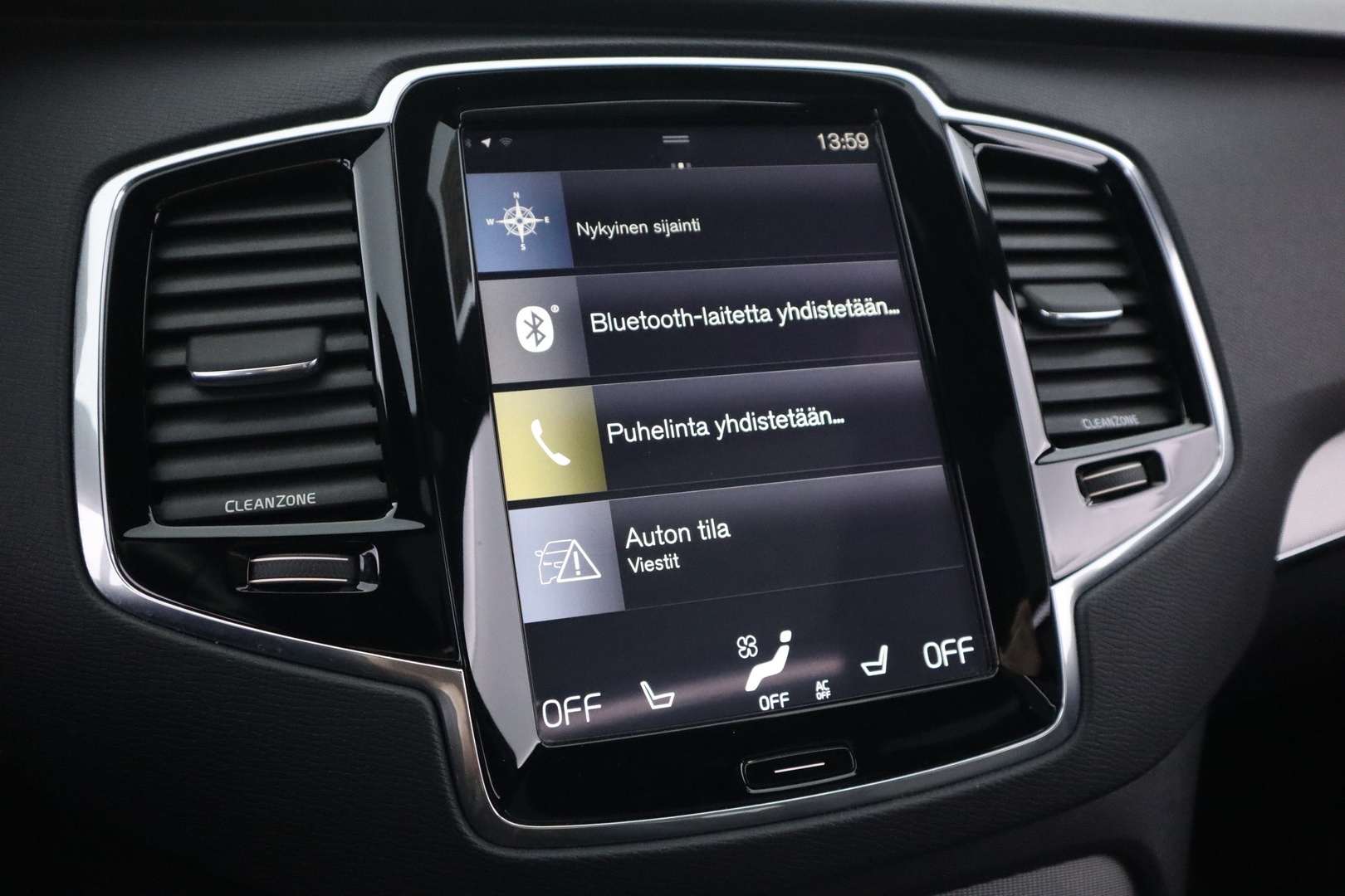 VOLVO XC90 17