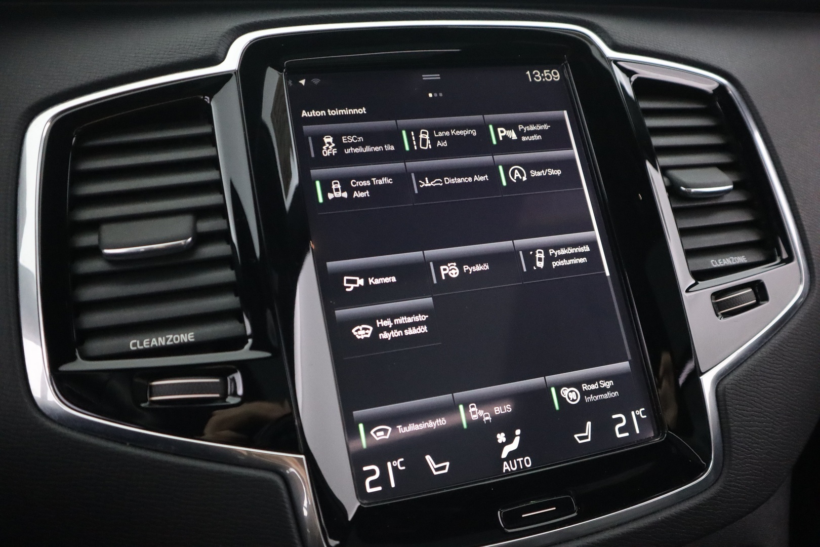 VOLVO XC90 19