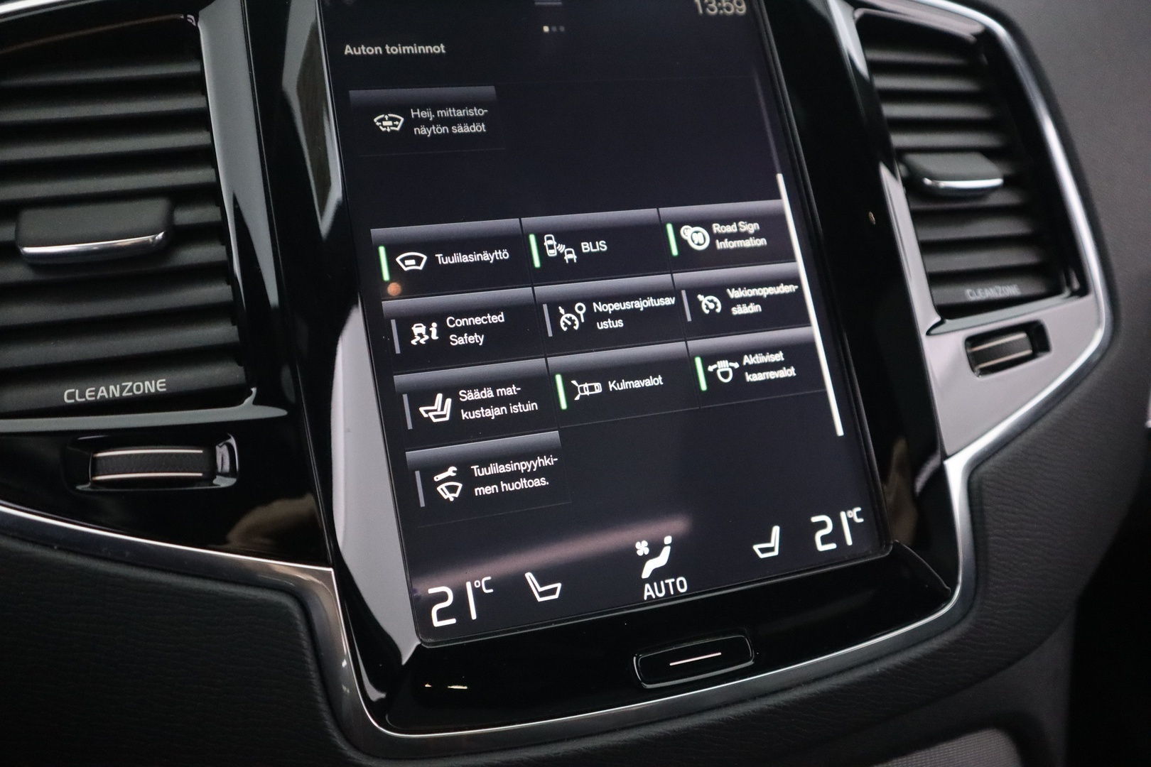 VOLVO XC90 20