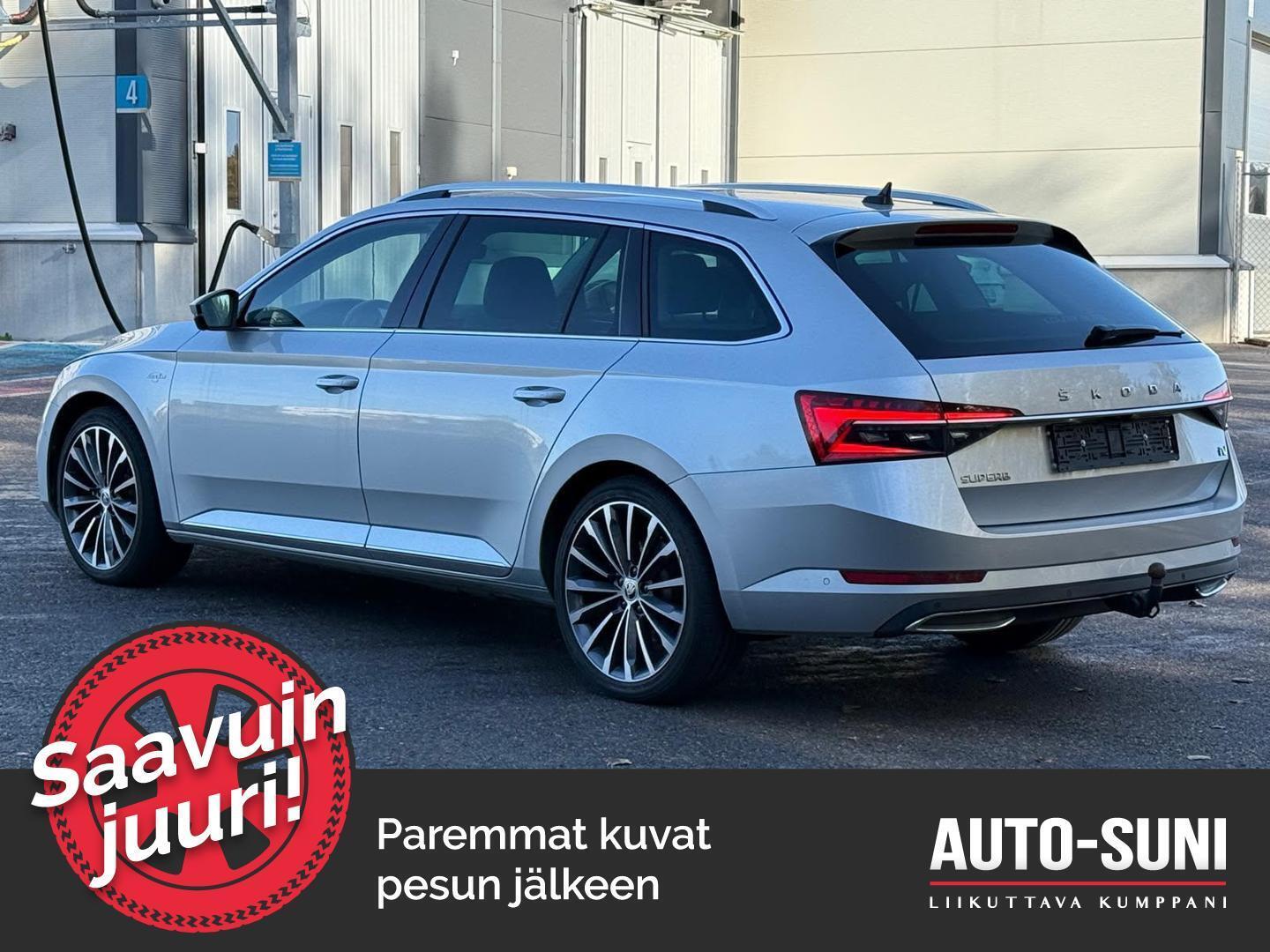 SKODA Superb 2023