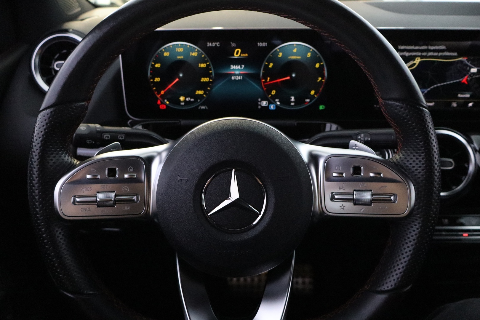 MERCEDES-BENZ B 2019