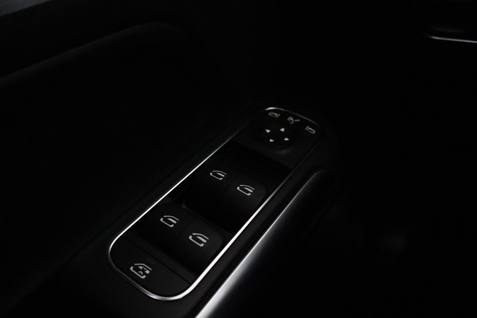 MERCEDES-BENZ B 2019