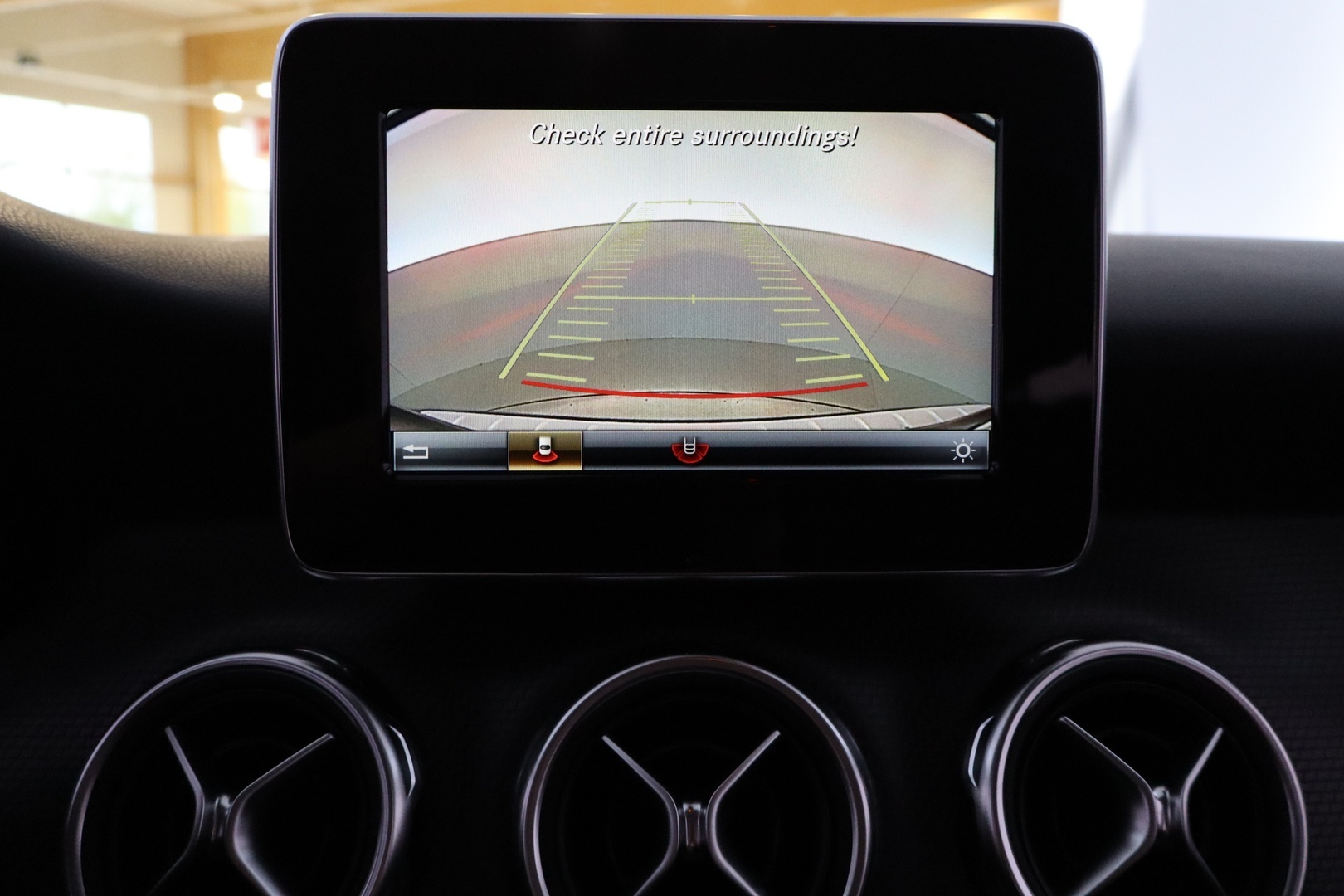 MERCEDES-BENZ GLA 2019