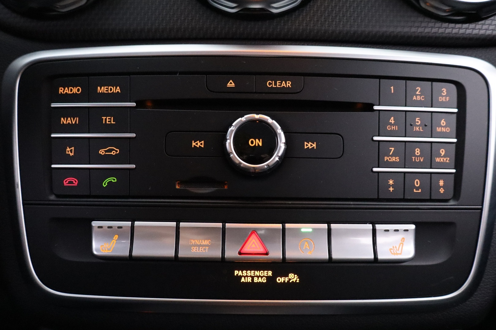 MERCEDES-BENZ GLA 2019