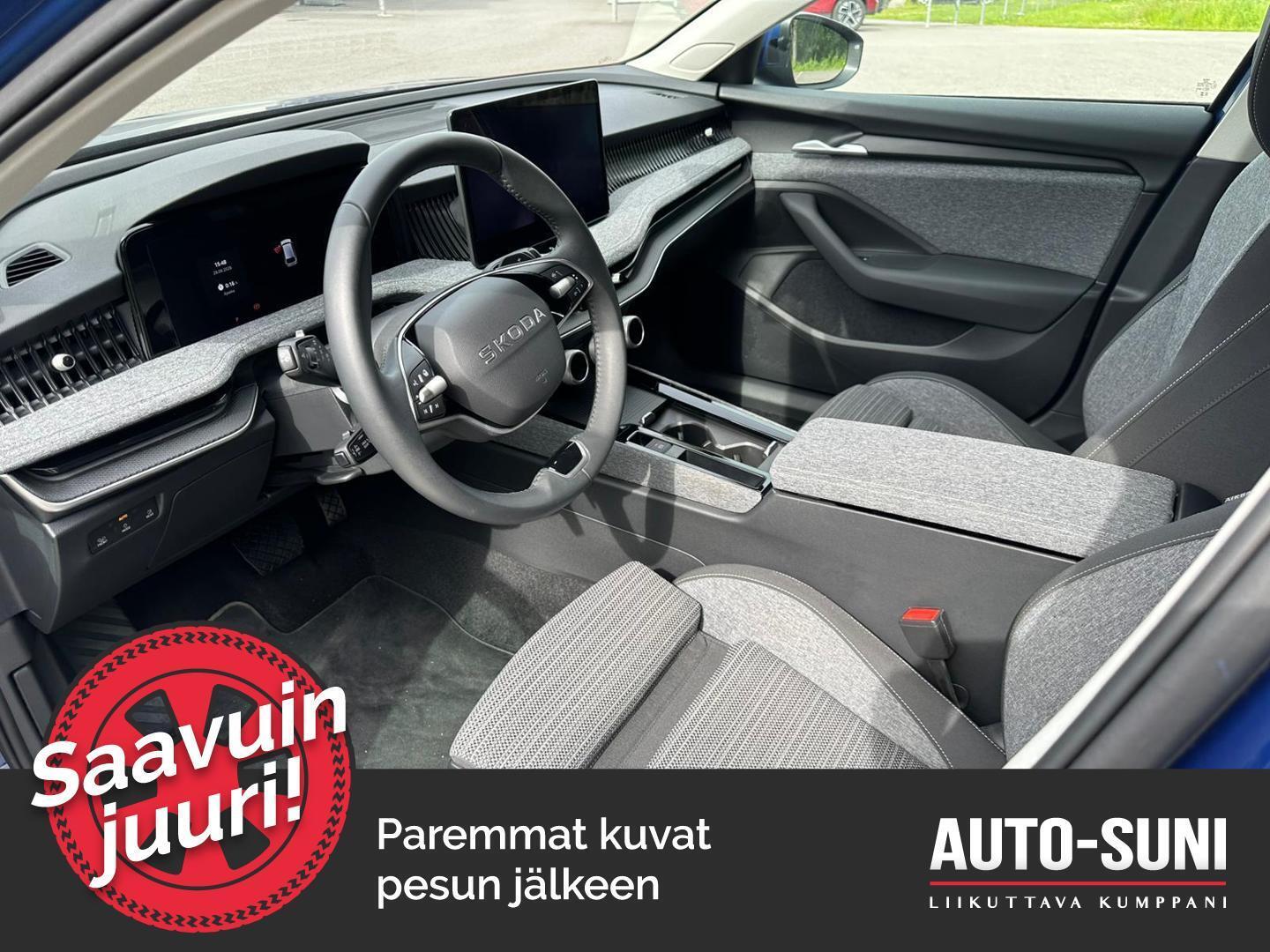 SKODA Superb 2025