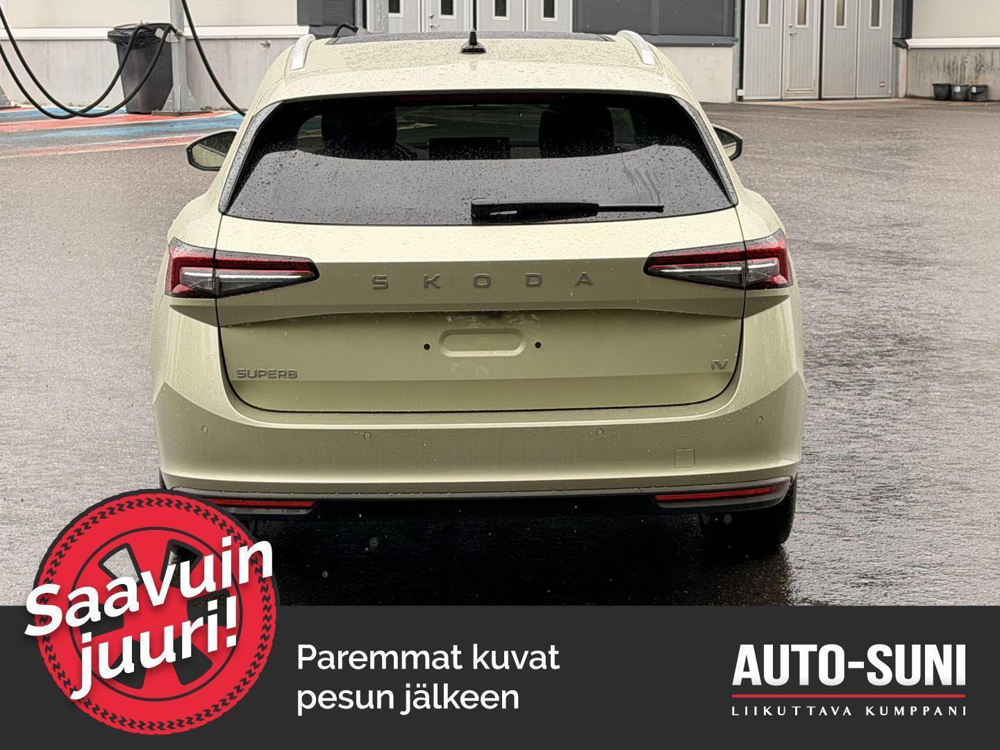 SKODA Superb 2025