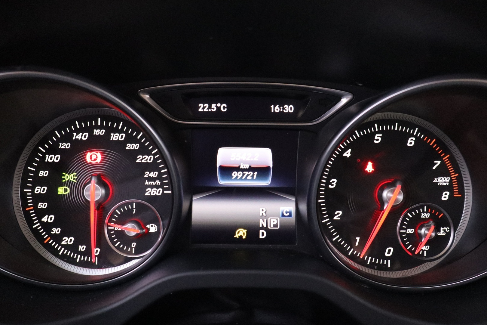 MERCEDES-BENZ GLA 2019