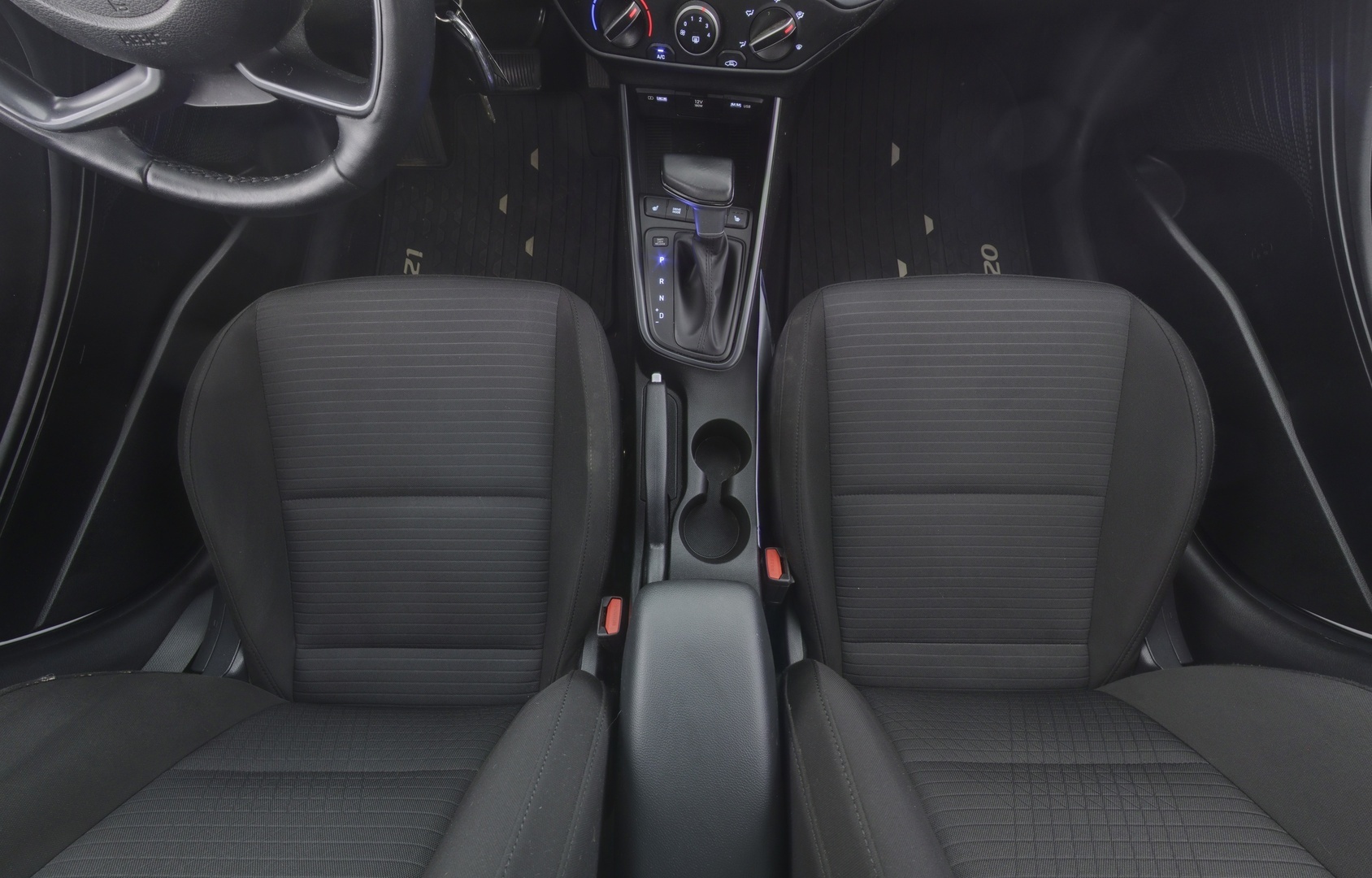 HYUNDAI i20 Hatchback 2023