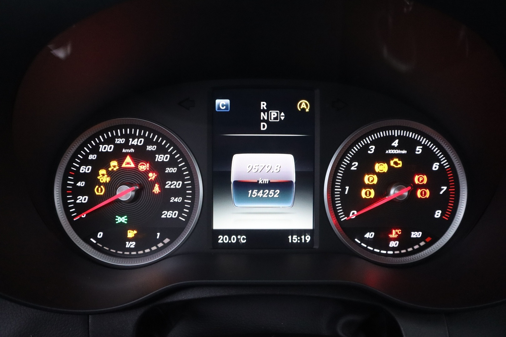 MERCEDES-BENZ C 2015