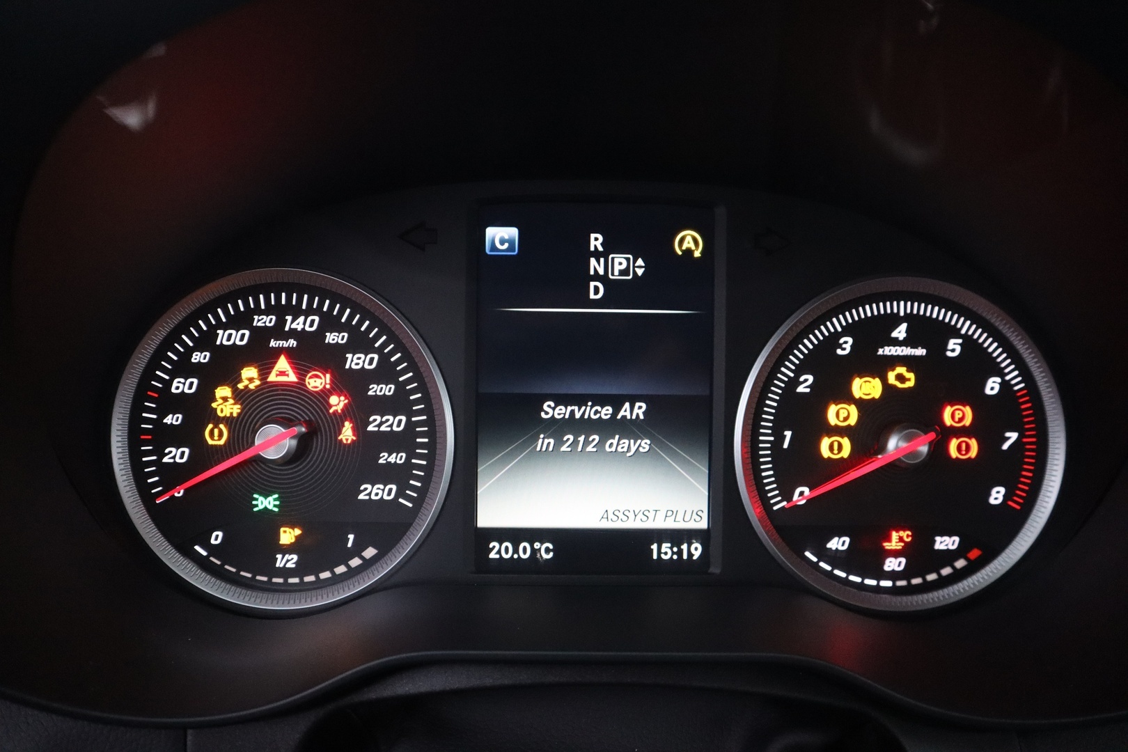 MERCEDES-BENZ C 2015