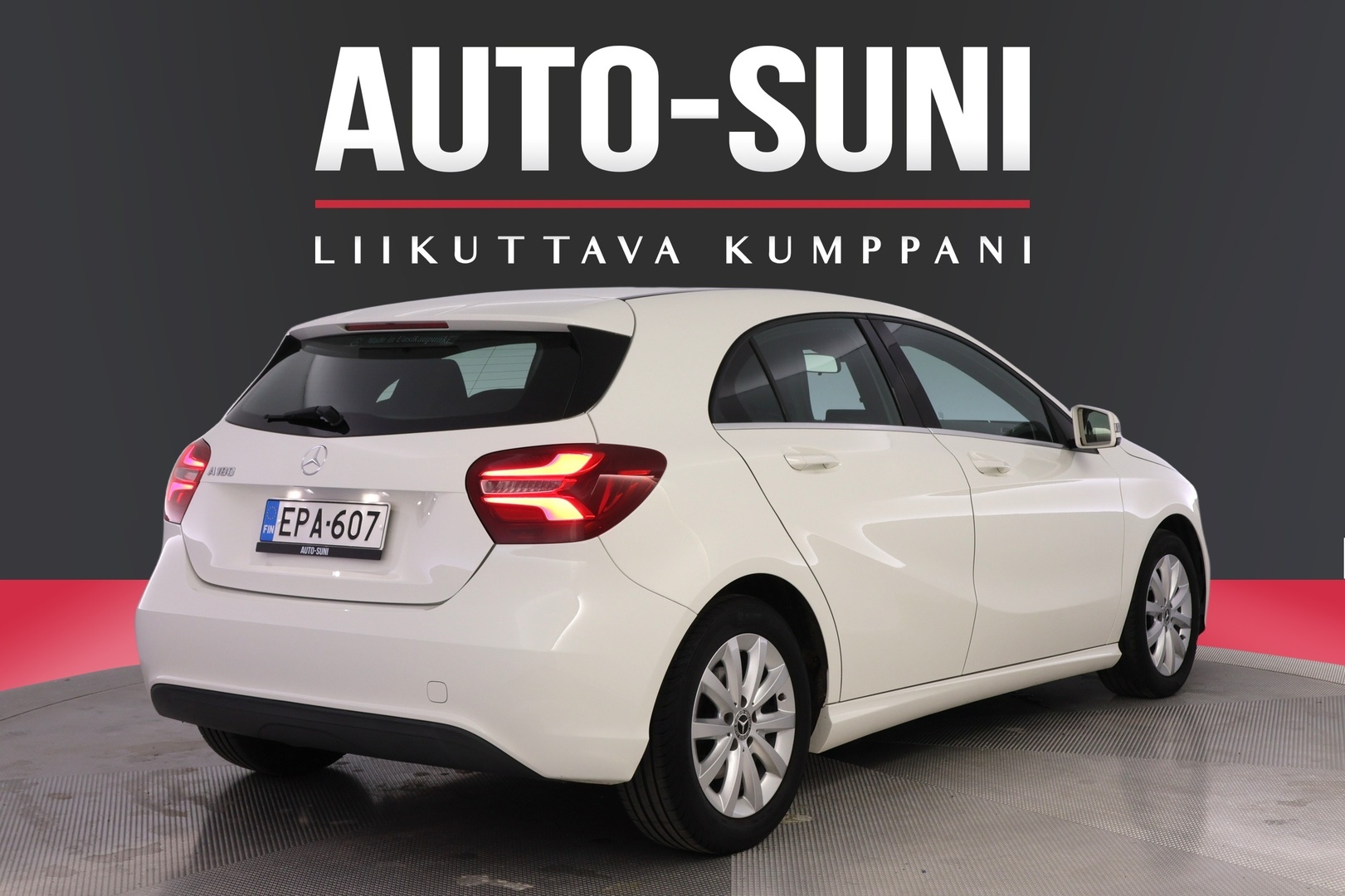 MERCEDES-BENZ A 2017