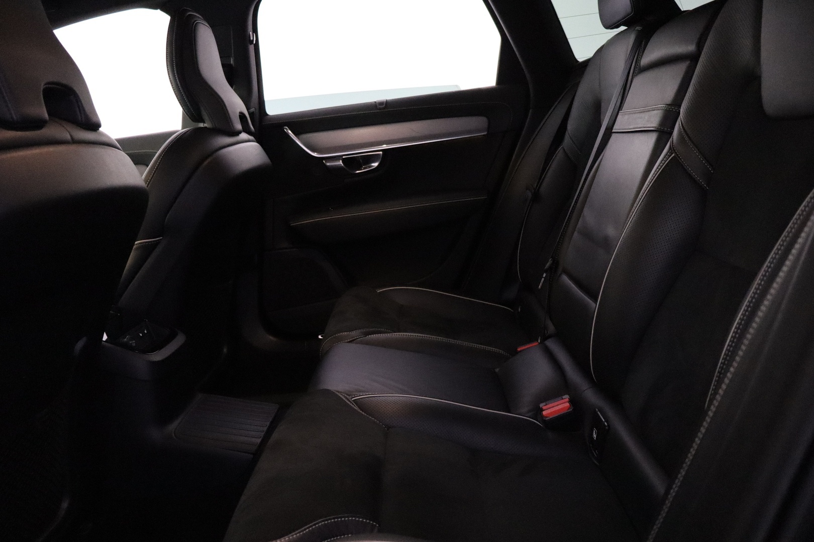VOLVO V90 2020