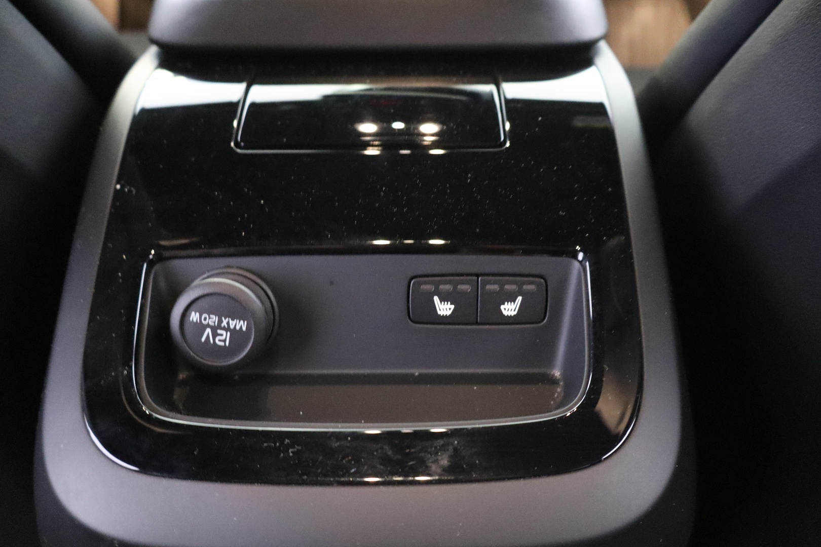 VOLVO V90 2020