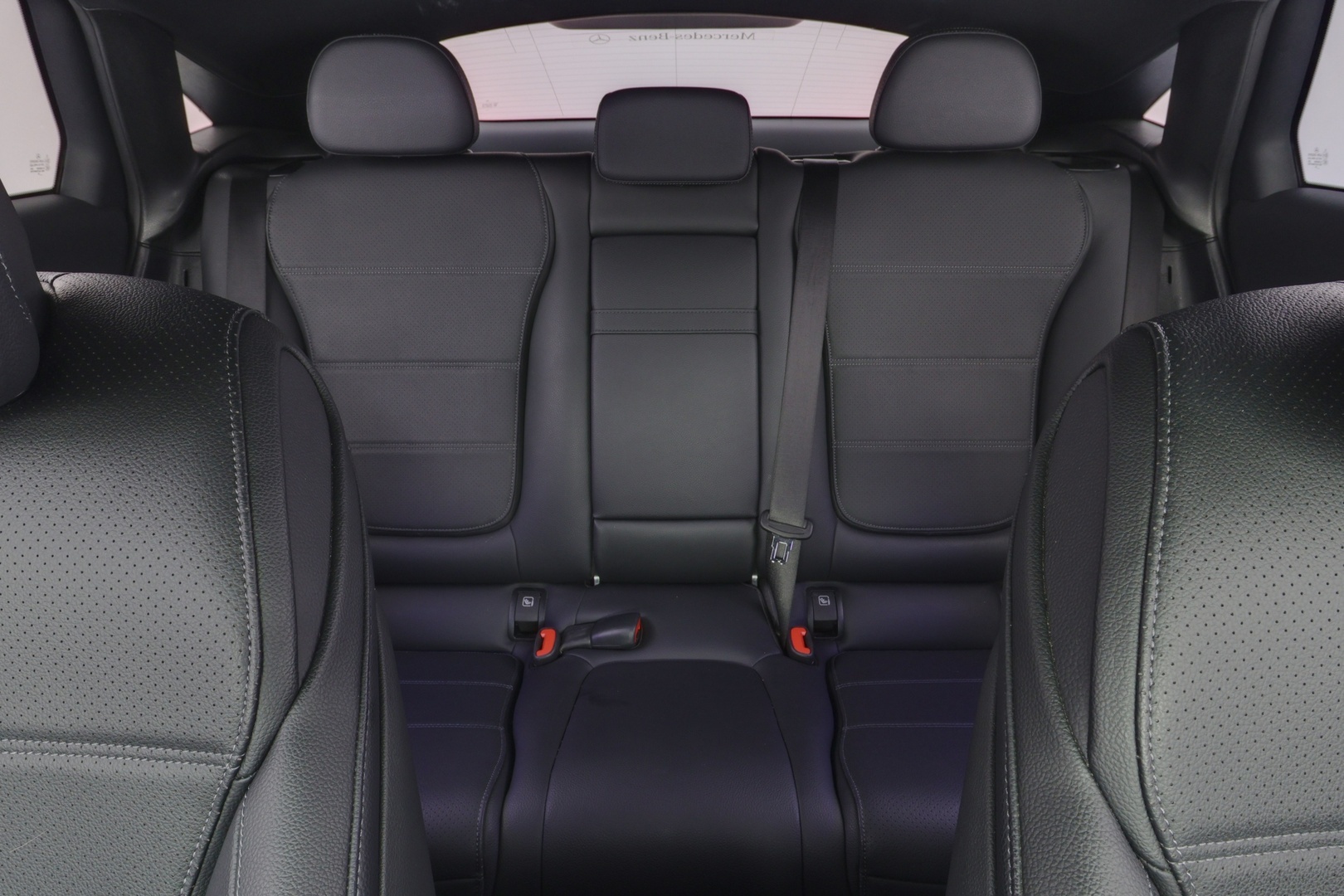 MERCEDES-BENZ GLC 8