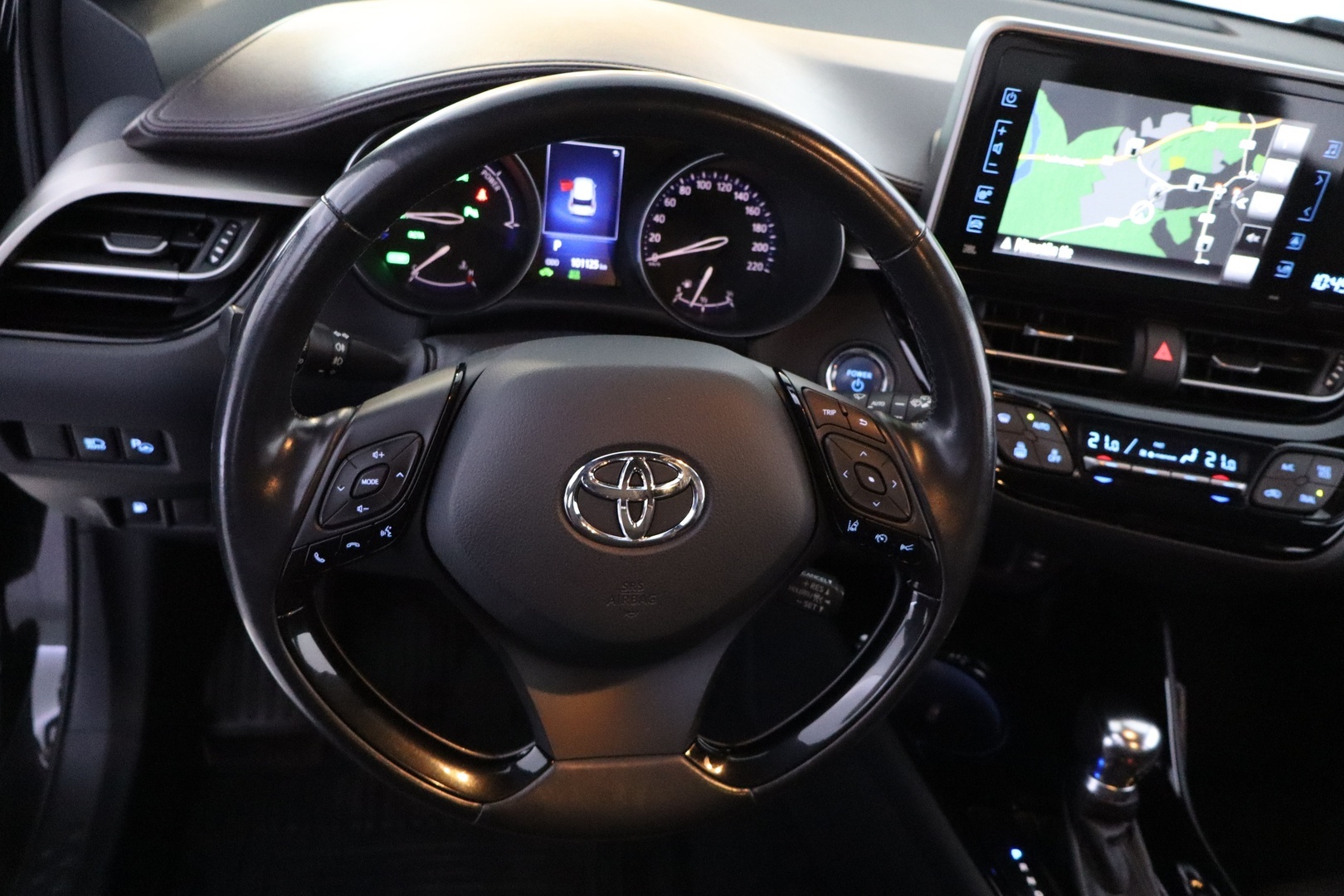 TOYOTA C-HR 2018