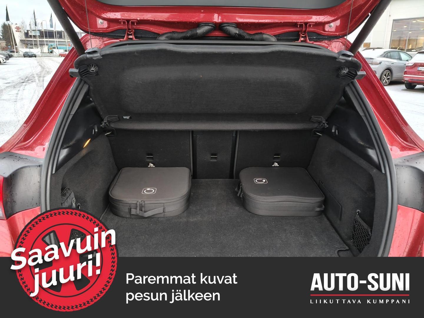 MERCEDES-BENZ EQA 2023