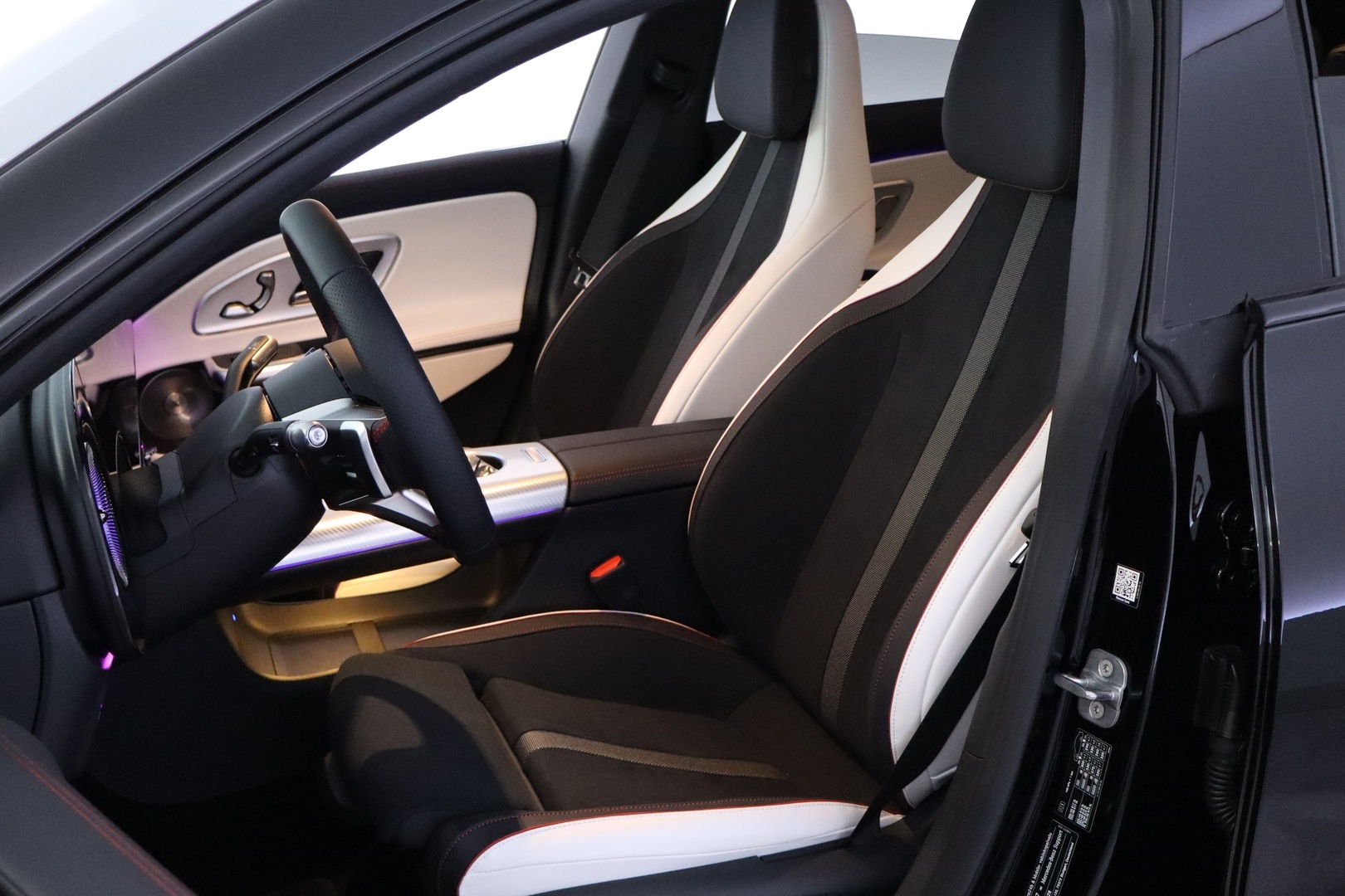 MERCEDES-BENZ CLA 2026