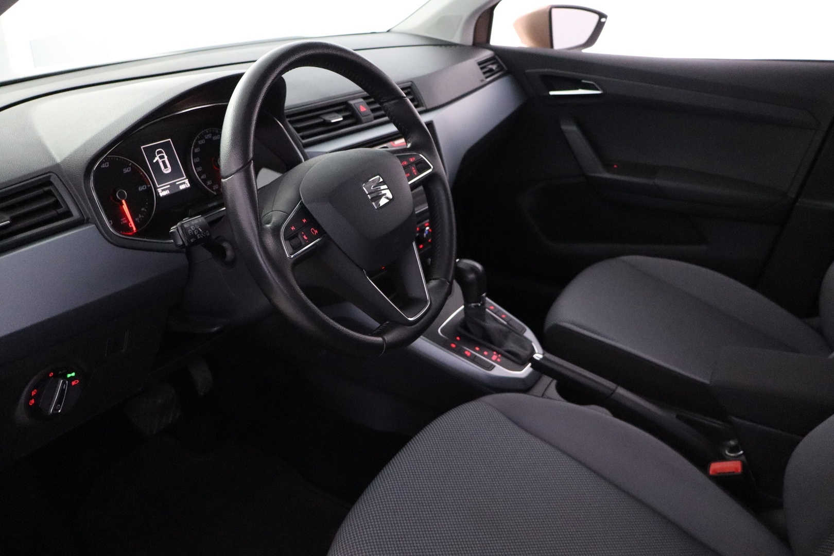 SEAT Arona 10