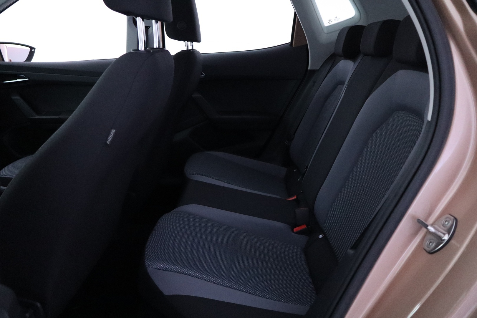 SEAT Arona 18