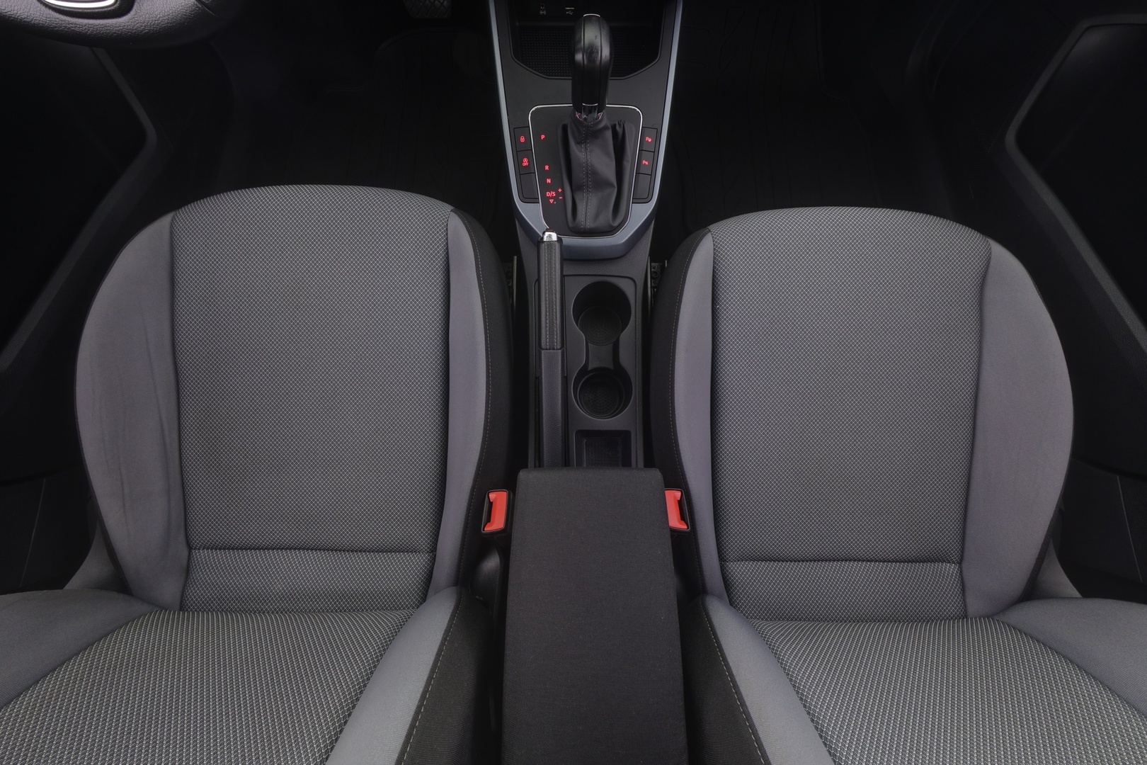 SEAT Arona 9