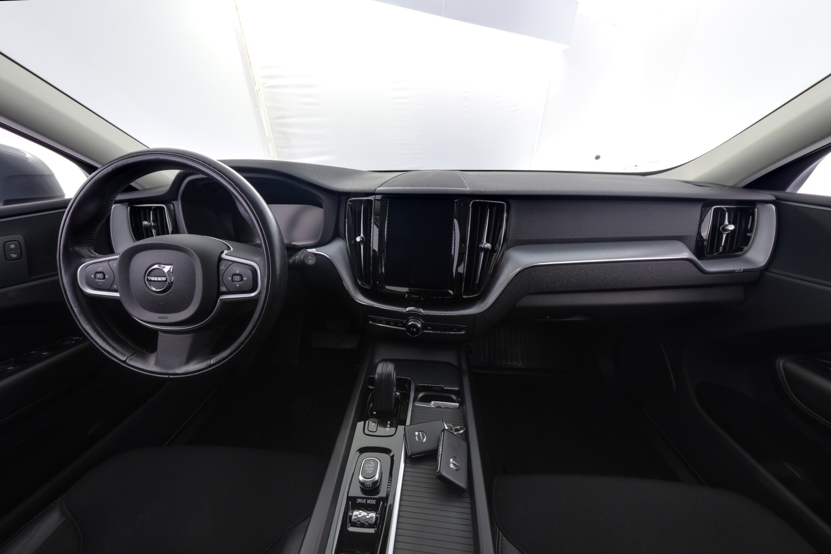 VOLVO XC60 2019